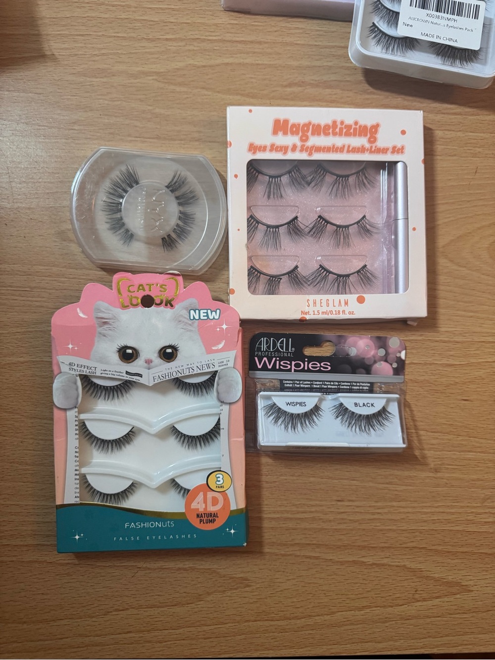 Assorted False Eyelash Bundle - Picture 4 of 6